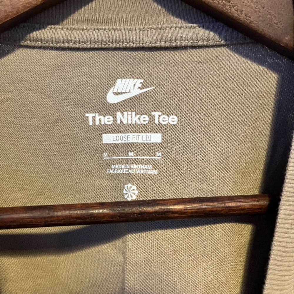 Nike heavy weight tee